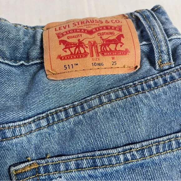 Levi’s Lot of 3 Shorts Denim and Tan Boys 10 Regular - Picture 7 of 11